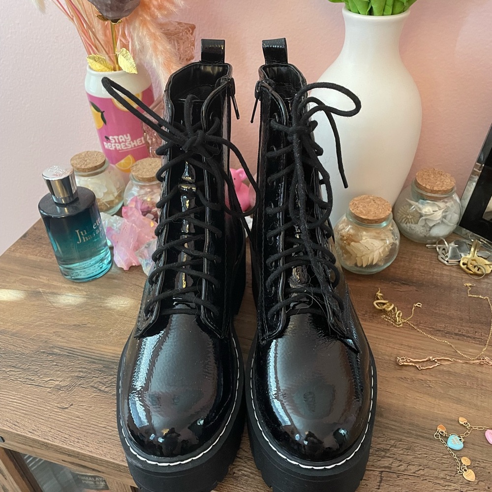 Black Combat Moto Boots Glossy Finish